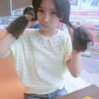 唯美阳光下女生头像:你的沉默我不懂_WWW.TQQA.COM