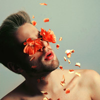 型男范欧美头像吧精选:欧美霸气成熟男人头像_WWW.TQQA.COM