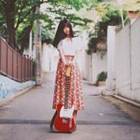 唯美黑色长发女生头像:假如我变成你的回忆_WWW.TQQA.COM