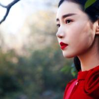 爱是2个不同世界的组合:欧美风QQ头像女生_WWW.TQQA.COM
