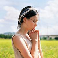 唯美头像小清新:手中花离人泪_WWW.TQQA.COM