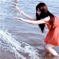 非主流女生头像唯美海边:思念一个人的味道_WWW.TQQA.COM