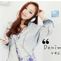 让想念的歌不在唱:带着耳机听着歌的唯美头像_WWW.TQQA.COM