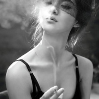 欧美超拽霸气女生头像:青春的鸣奏:梦想的回放_WWW.TQQA.COM