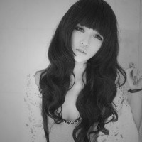 妩媚灰色美女头像:漂亮姑娘:光芒万丈_WWW.TQQA.COM