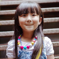 萌宝贝制服mm可爱头像_WWW.TQQA.COM