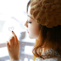 活泼可爱女生qq头像:夜晚星空很美丽_WWW.TQQA.COM