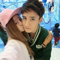 幸福就是在一起::在一起的幸福双人情侣头像一男_WWW.TQQA.COM