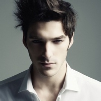 男生欧美头像:不带字_WWW.TQQA.COM