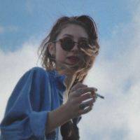 短头发欧美女孩头像:@心系你一人_WWW.TQQA.COM