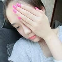 遮脸带字一男一女情侣头像2张:爱你不受伤_WWW.TQQA.COM