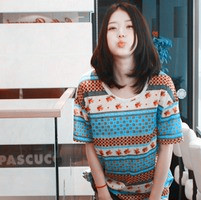 乖巧可爱的女生头像_WWW.TQQA.COM