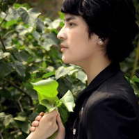 自拍再自裁情侣头像一对_WWW.TQQA.COM