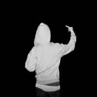 冷酷男生伤感头像:此情可待成追忆_WWW.TQQA.COM