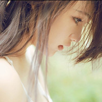 故事里的角色我不适合:唯美头像吧不带字女生_WWW.TQQA.COM