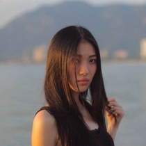 女生一个人孤单头像:唯美又伤感_WWW.TQQA.COM