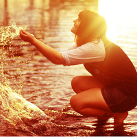 2017情感意境女生头像:许你一世承诺_WWW.TQQA.COM