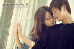 情侣头像图片一左一右+情侣签名图片_WWW.TQQA.COM