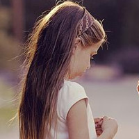 一左一右情侣头像_WWW.TQQA.COM