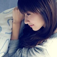 黑发可爱女生头像_WWW.TQQA.COM