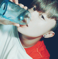 浪漫的情侣头像一左一右/2张_WWW.TQQA.COM