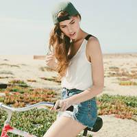 欧美女生头像复古风:爱了你瞎了眼_WWW.TQQA.COM