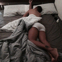欧美男生头像成熟:伤感:对着情花轻轻叹_WWW.TQQA.COM