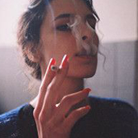 欧美范霸气女生头像:梦在瞬间崩塌_WWW.TQQA.COM