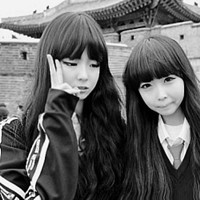 QQ黑白姐妹头像_WWW.TQQA.COM