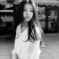 你曾是我全部:灰色控女生头像:流泪_WWW.TQQA.COM