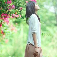 守着你的梦到永远:纯唯美情感qq头像女生_WWW.TQQA.COM