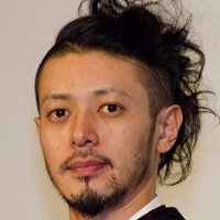 小田切让电影自裁QQ头像_WWW.TQQA.COM