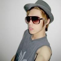 qq欧美情侣霸气头像:缘分在一刻得到释放_WWW.TQQA.COM