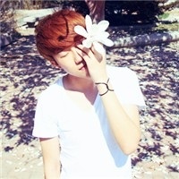 幸福时尚一男一女情侣头像:一对_WWW.TQQA.COM