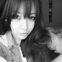 女生超伤感灰色qq头像:我们之间的爱情未完但也_WWW.TQQA.COM