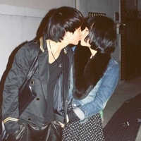 除了你什么都可以忘掉:情侣一对一张头像双人_WWW.TQQA.COM