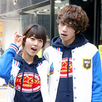 简单浪漫的情侣头像一男一女_WWW.TQQA.COM