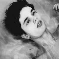 欧美性感男生头像_WWW.TQQA.COM