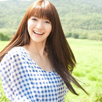 笑容甜美的可爱女生头像:是否爱过就已经足够_WWW.TQQA.COM