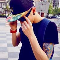 昨夜随风:QQ欧美高清男头像_WWW.TQQA.COM