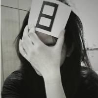 灰色头像女生伤感不带字:依然爱你_WWW.TQQA.COM