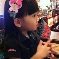 可爱单纯qq女生头像:爱到深处才还要爱_WWW.TQQA.COM