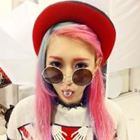 贴吧流行的个性原宿风qq头像:夜半唱情歌_WWW.TQQA.COM