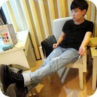 情侣头像一男一女分开的两张:我的世界不能没有_WWW.TQQA.COM