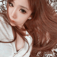 习惯了你的笑靥:水蜜桃般甜美可爱的阿宝色女生_WWW.TQQA.COM