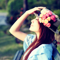 陪你度过四季永不分离:对着阳光的唯美高清大头_WWW.TQQA.COM