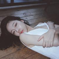 意境风长发女生qq头像:谁知道我们梦归何处_WWW.TQQA.COM