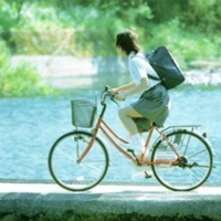 曾经的回忆还是不会忘:意境唯美QQ头像:闭上眼睛_WWW.TQQA.COM