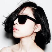 欧美头像女生:女王范_WWW.TQQA.COM