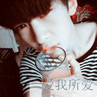 qq男生难受头像图片_WWW.TQQA.COM
